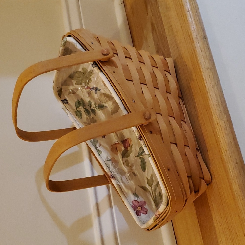 Longaberger gathering basket